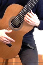 Cargar imagen en el visor de la galería, Soporte guitarra flamenca y clasica tipo gitano
